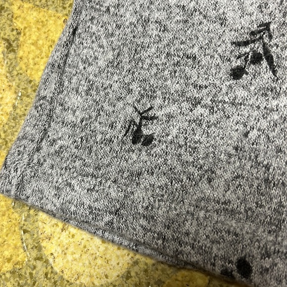 EUC B Collection by Bobeau soft sweater - Picture 4 of 12